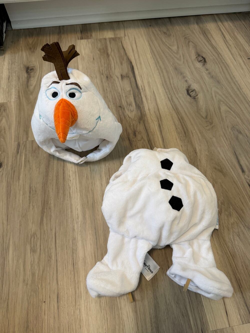Disney Parks Duffy Bear Frozen Olaf Costume Hidden Mickey Plush 17 Inch 2 Piece